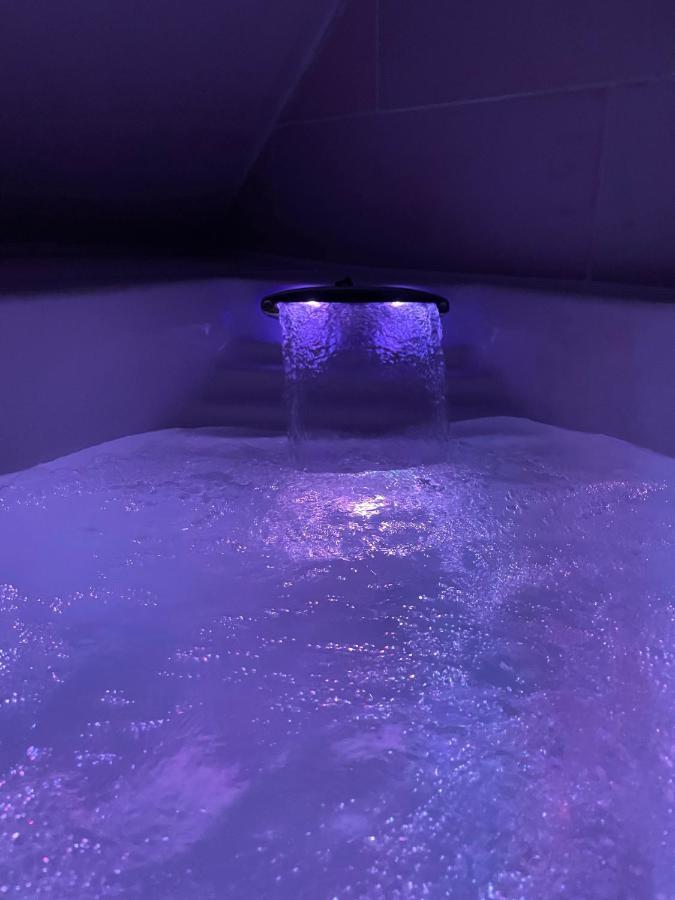 Le Nid D'Amour 2Pers / Wifi / Sauna Houssen ภายนอก รูปภาพ