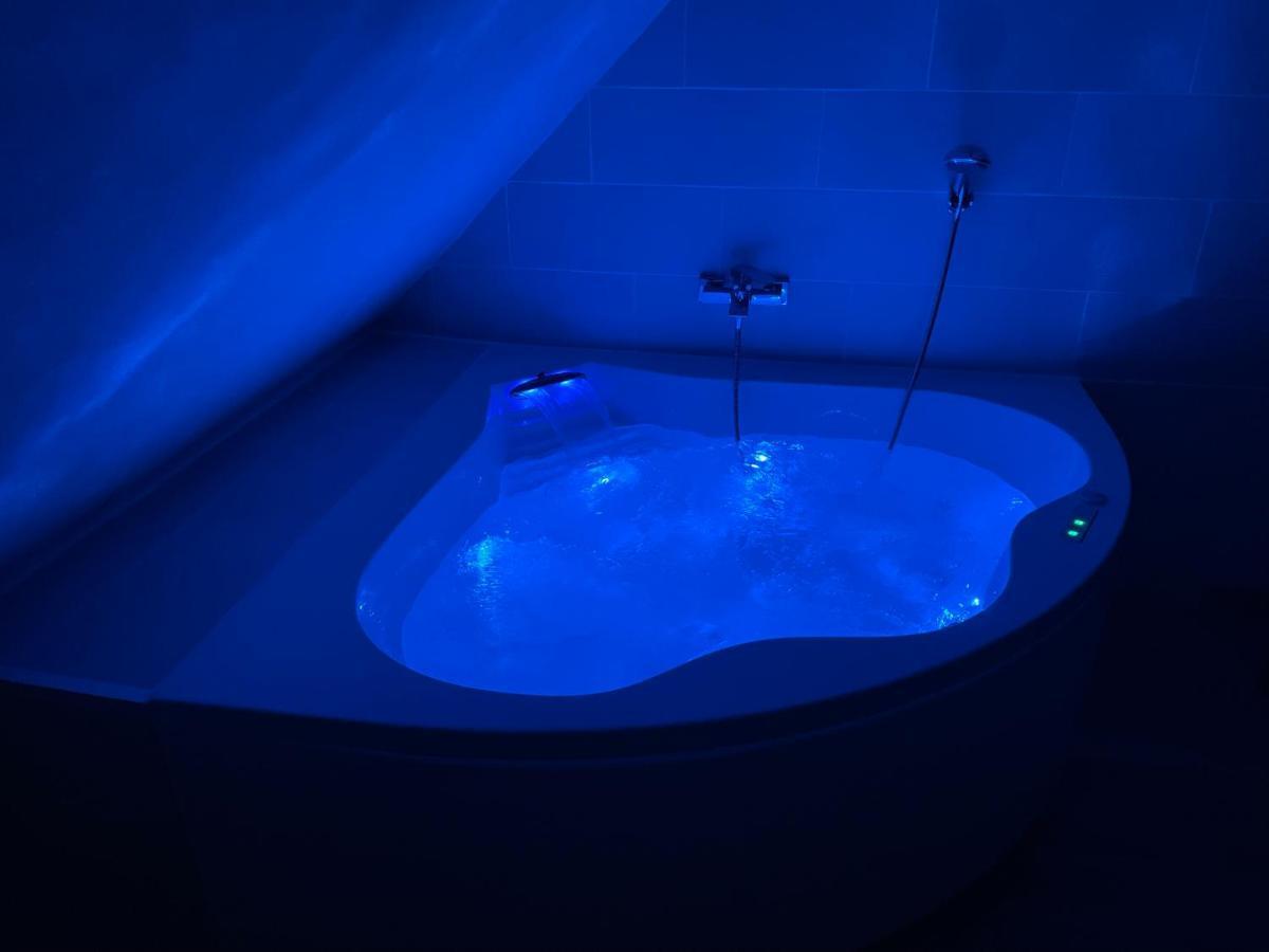 Le Nid D'Amour 2Pers / Wifi / Sauna Houssen ภายนอก รูปภาพ